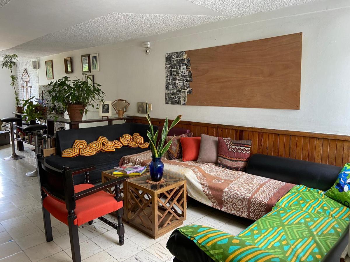 Hostal Casa Las Tias Medellín Exteriör bild